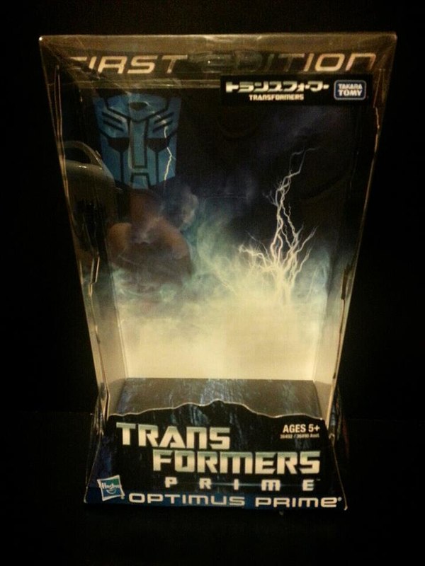 Takara Toy Transformers Prime Dark Guard Optimus Prime Exclusive In Hand Image  (16 of 17)